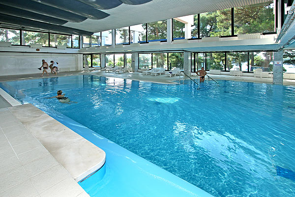 Parentium-piscina