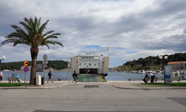 traghetto-makarska img