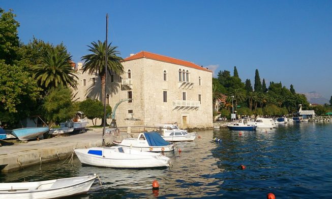 Kastela img